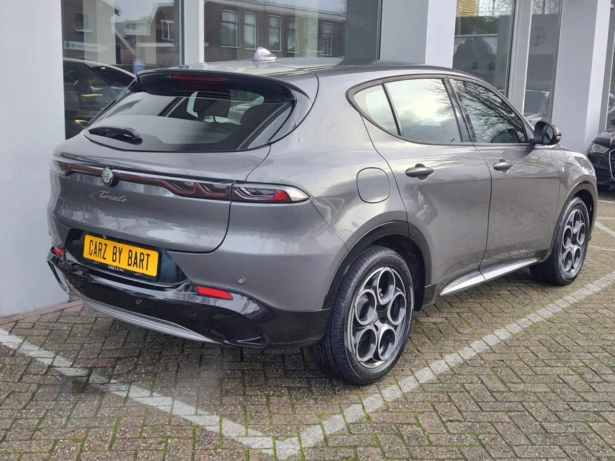 1.5T HYBRID Ti AUTOMAAT Matrix LED | Keyless | Adaptive Cruise