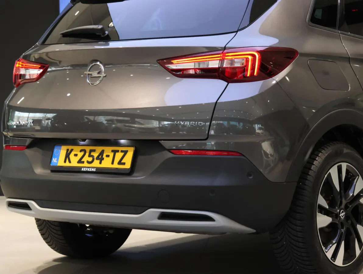 SUV Ultimate Plug-in Hybrid 225 pk Automaat | 1ste eigenaar | DENON | Winterpakket | LEER | Camera | LED lampen | AUTOMAAT