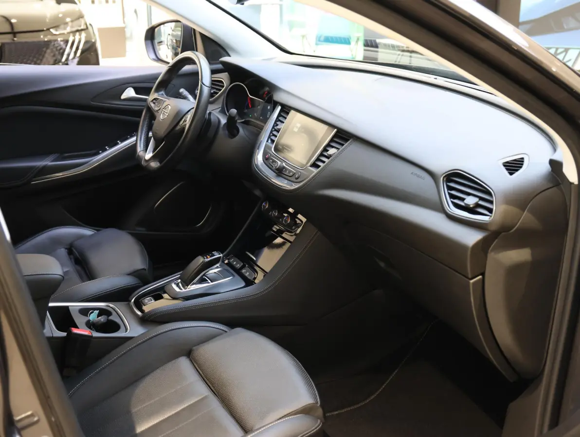 SUV Ultimate Plug-in Hybrid 225 pk Automaat | 1ste eigenaar | DENON | Winterpakket | LEER | Camera | LED lampen | AUTOMAAT