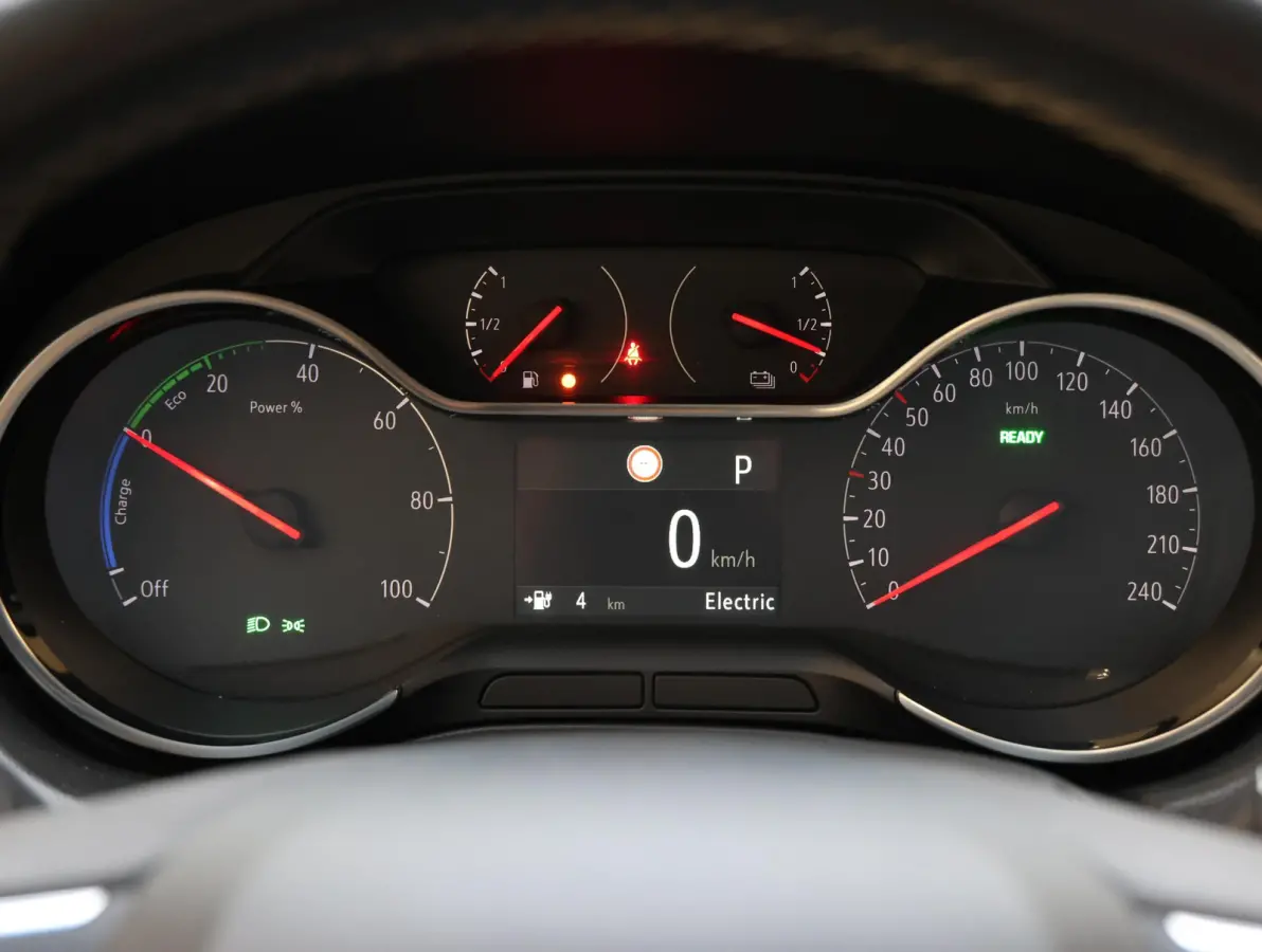 SUV Ultimate Plug-in Hybrid 225 pk Automaat | 1ste eigenaar | DENON | Winterpakket | LEER | Camera | LED lampen | AUTOMAAT