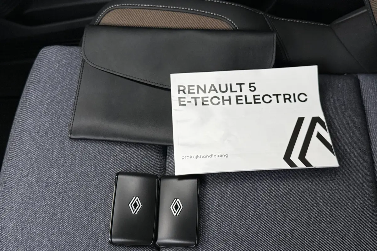 RS-Line 150 PK 52 kWh 410 KM WLTP Full Options  Google Navi *Direct Leverbaar*