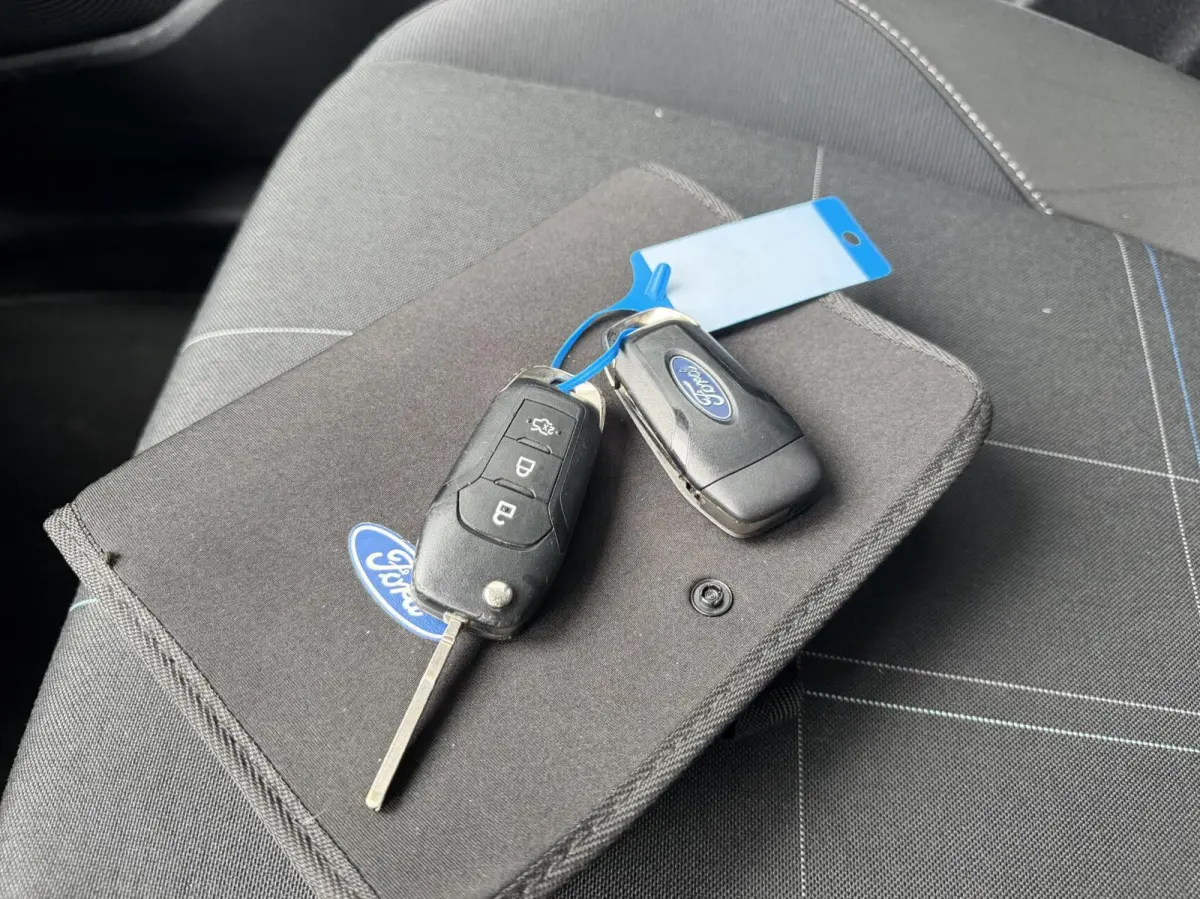 1.1 Trend Cruise CarPlay PDC Airco Elek spiegel
