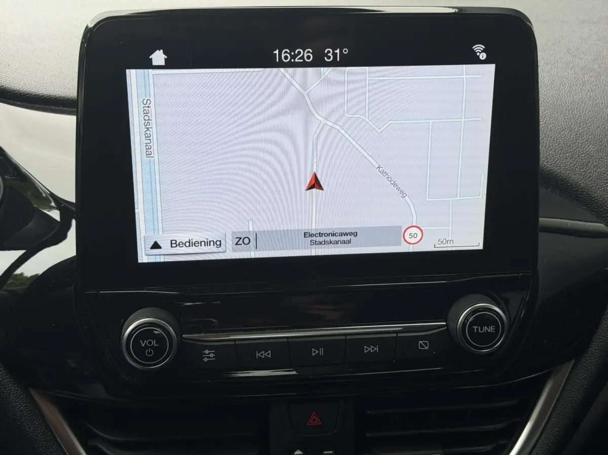 1.1 Trend Cruise CarPlay PDC Airco Elek spiegel