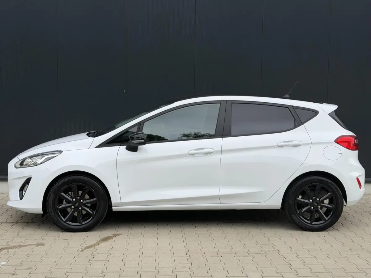 1.1 Trend Cruise CarPlay PDC Airco Elek spiegel