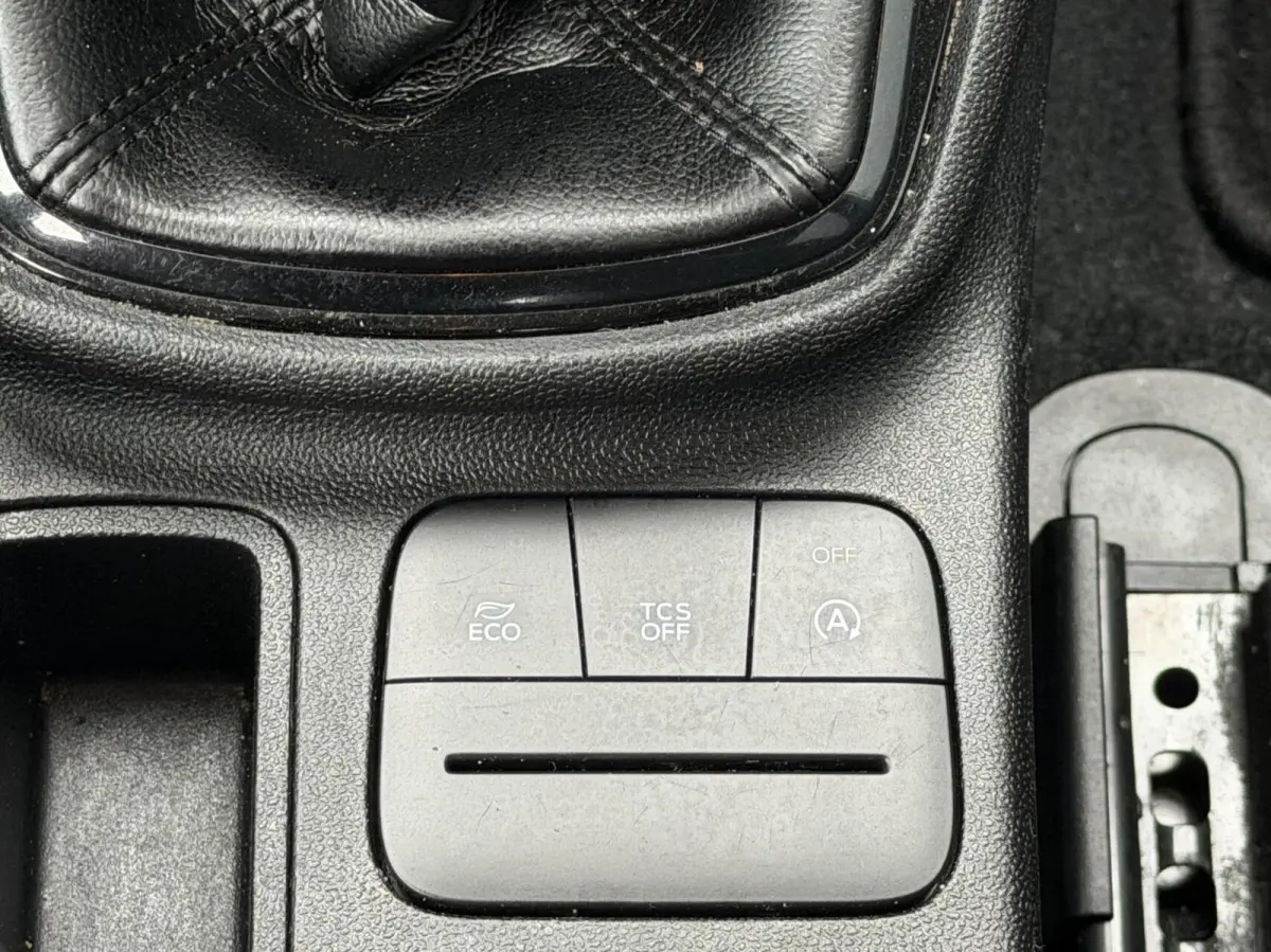 1.1 Trend Cruise CarPlay PDC Airco Elek spiegel