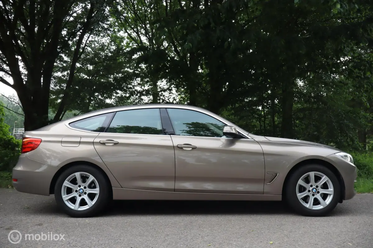 328i xDrive High Executive!