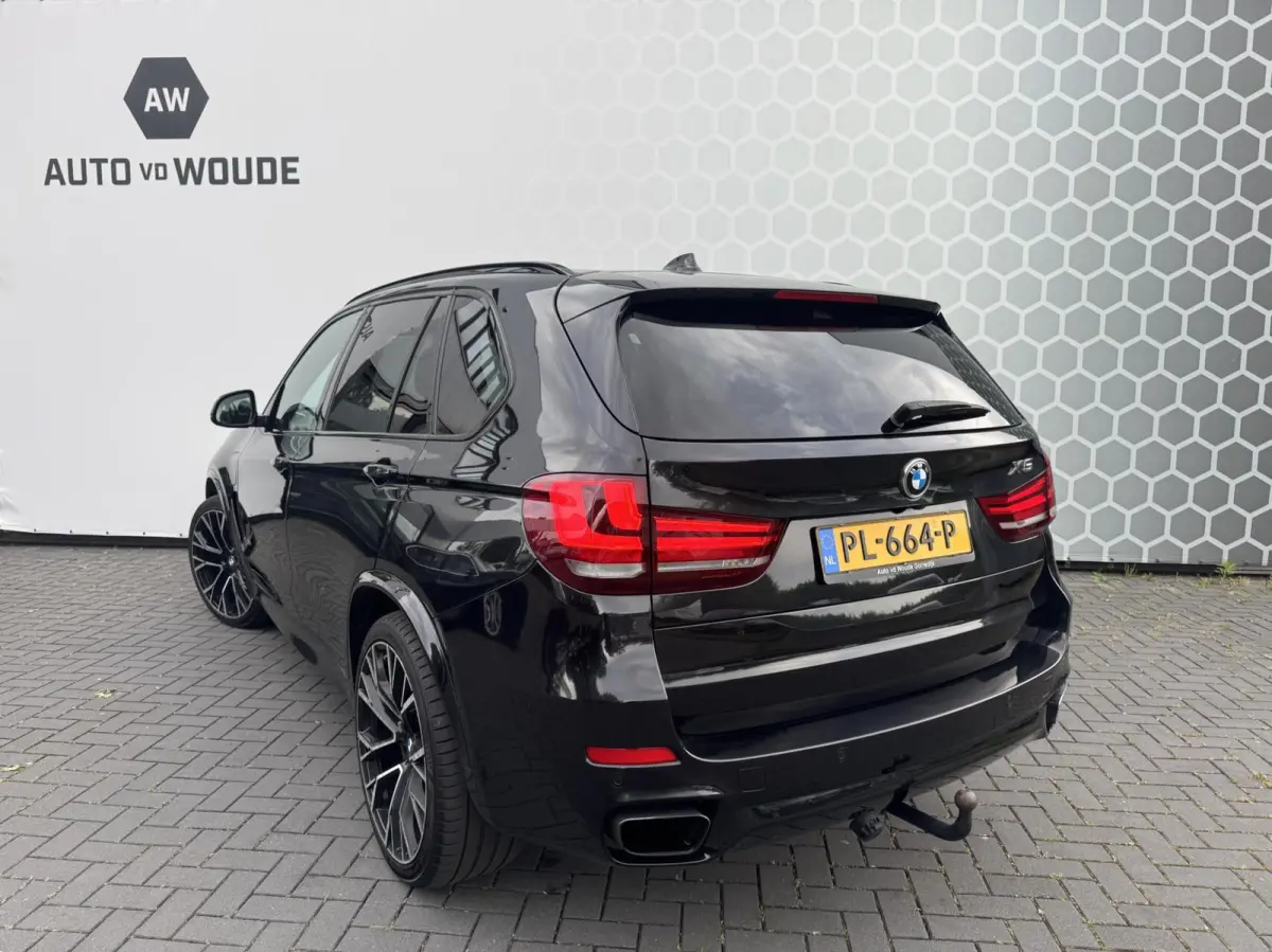 xDrive40e High Executive Panoramdak Trekhaak Leer Led