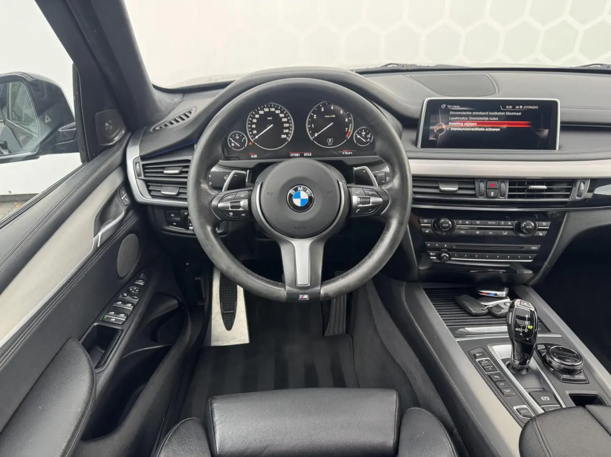 xDrive40e High Executive Panoramdak Trekhaak Leer Led