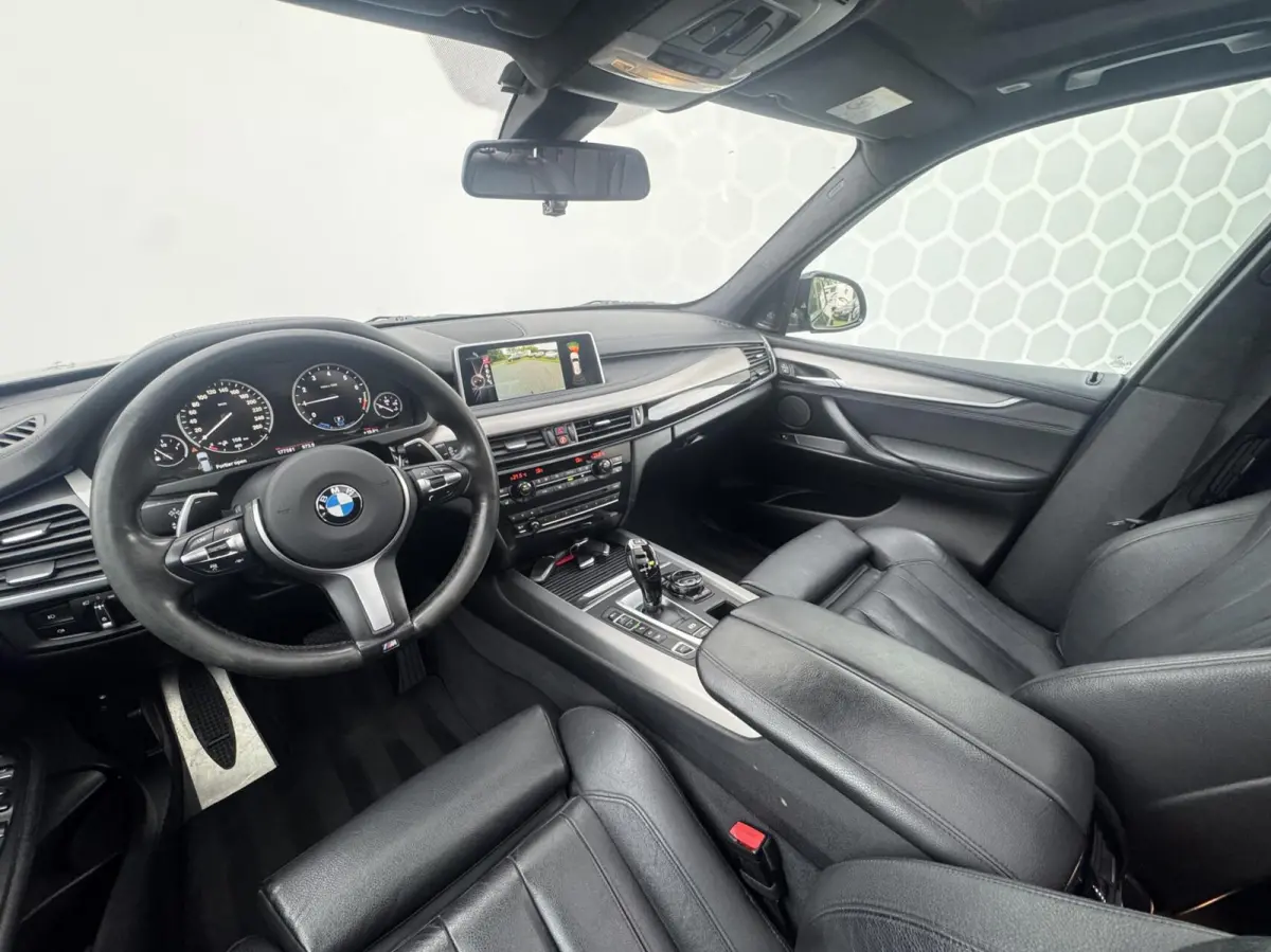 xDrive40e High Executive Panoramdak Trekhaak Leer Led