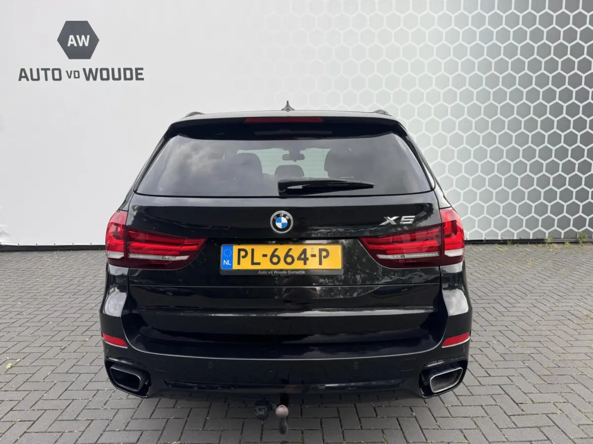 xDrive40e High Executive Panoramdak Trekhaak Leer Led