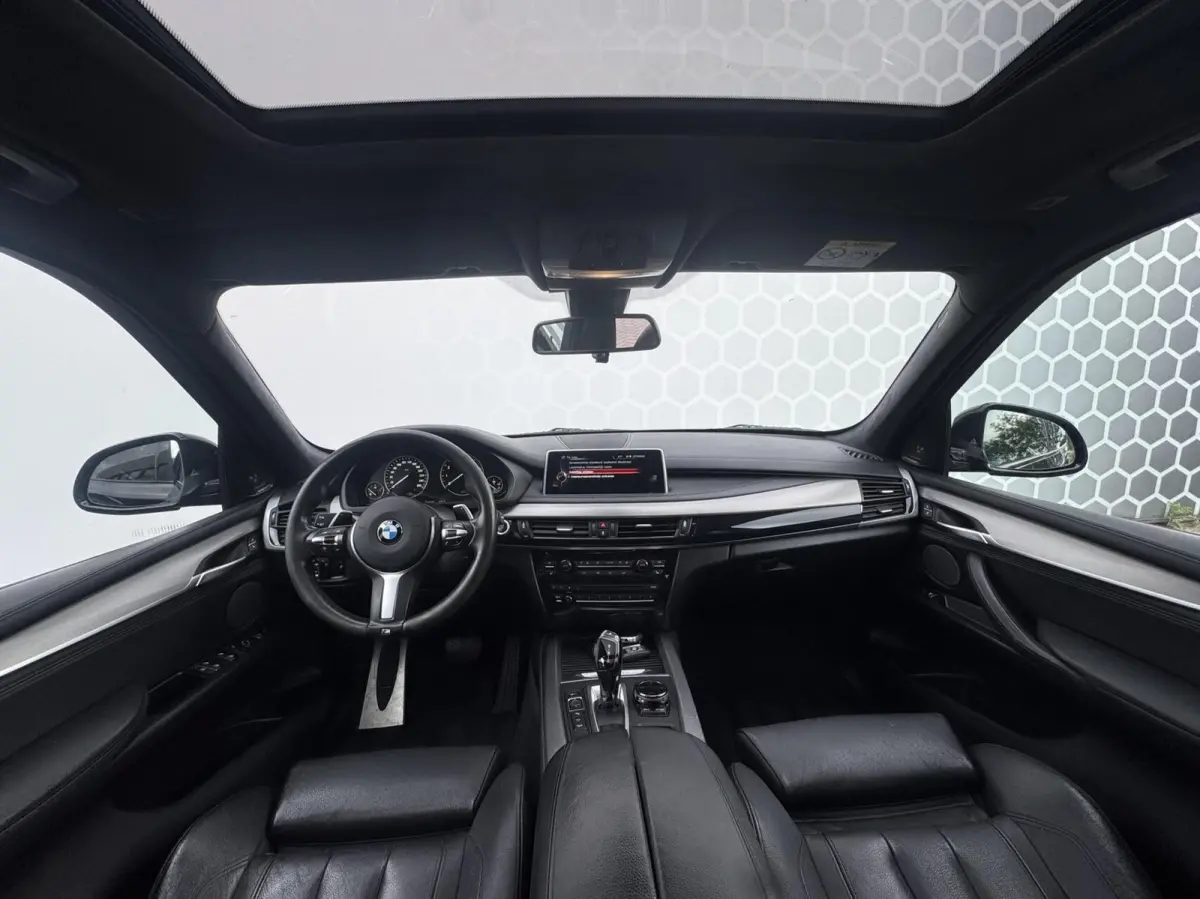 xDrive40e High Executive Panoramdak Trekhaak Leer Led