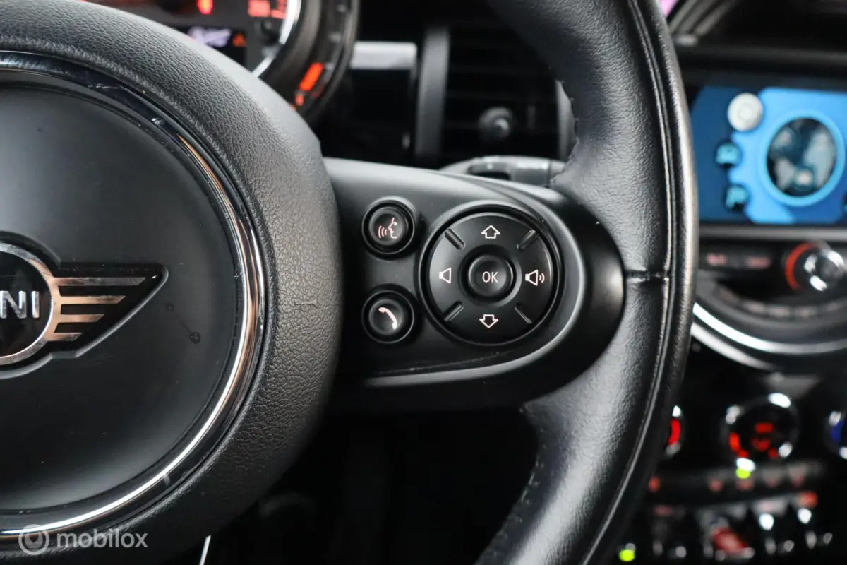 Mini 2.0 S Chili | Pano | H&K Sound | Camera |