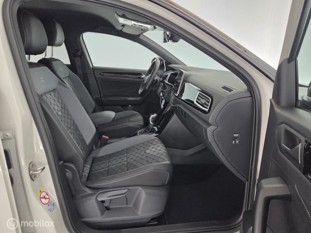 1.5 TSI R-Line Business+ trekhaak|IQ.led|cam|automaat|lmv18