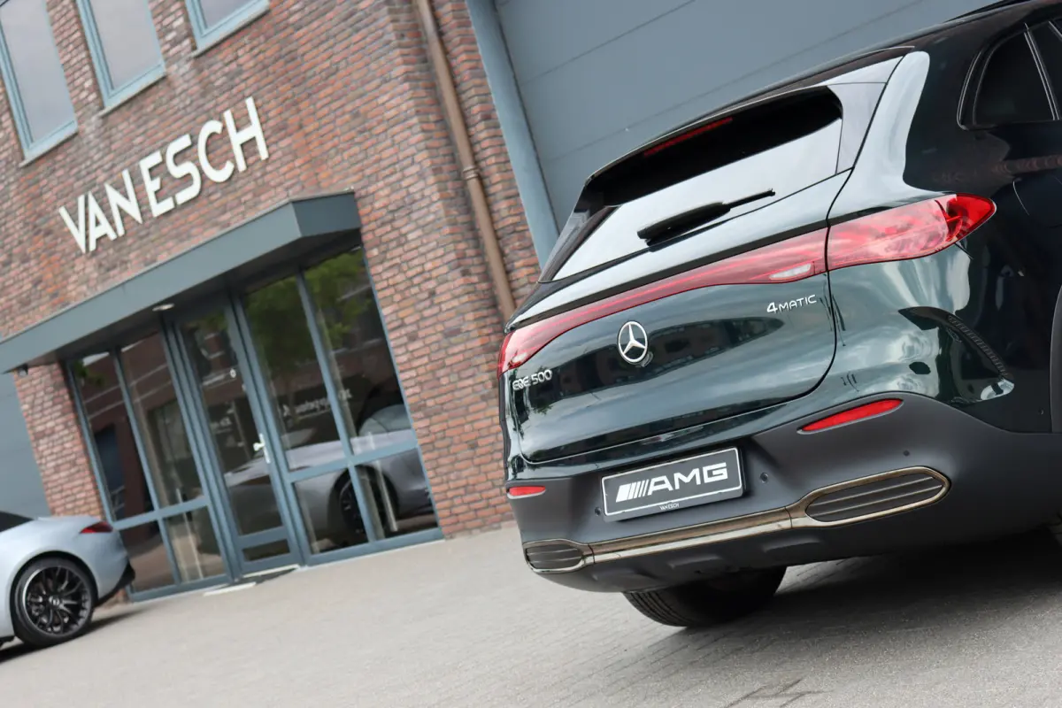 500 4MATIC AMG Line Premium 91 kWh | Hyperscreen | Distronic+ | Nappa Leder | Stoelventilatie | Trekhaak | Burmester | Digital Light | Panoramadak | Keyless Go |