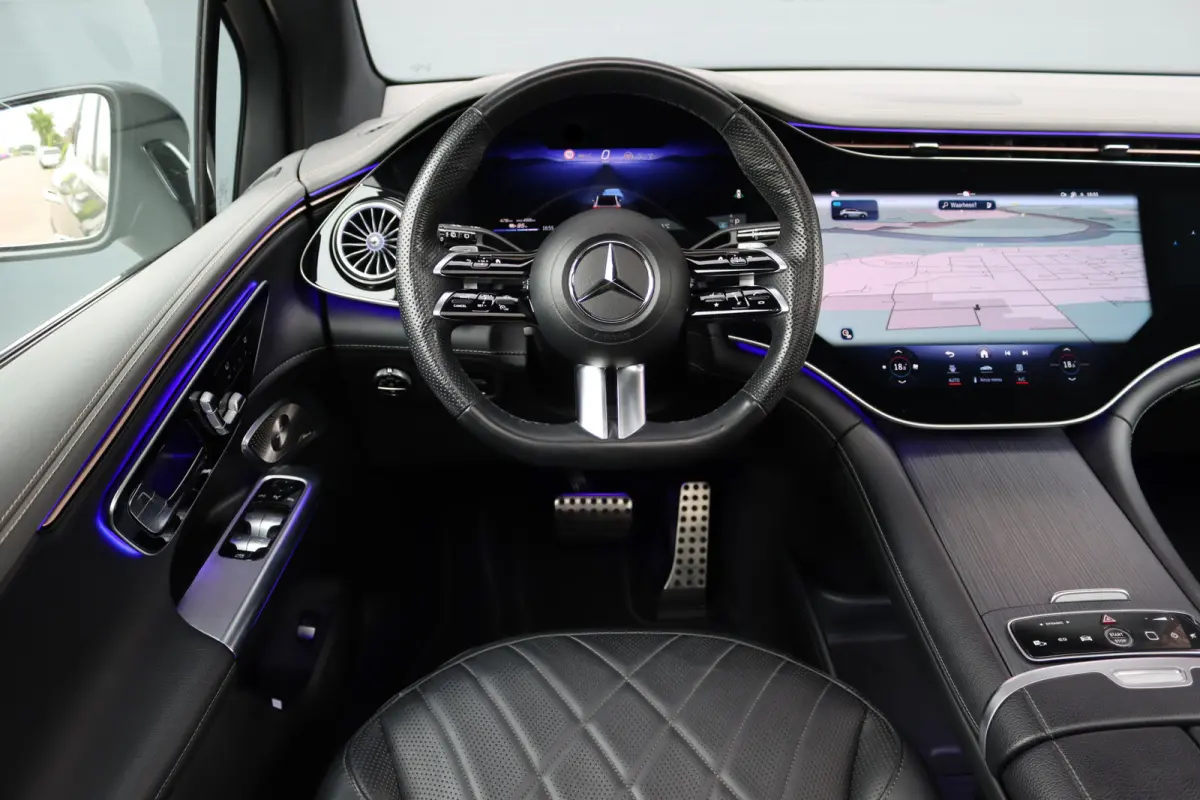 500 4MATIC AMG Line Premium 91 kWh | Hyperscreen | Distronic+ | Nappa Leder | Stoelventilatie | Trekhaak | Burmester | Digital Light | Panoramadak | Keyless Go |