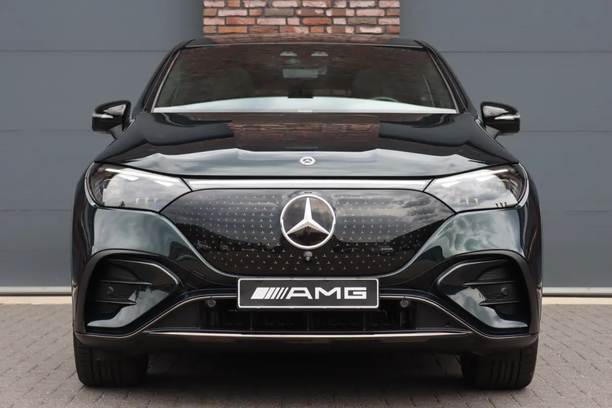 500 4MATIC AMG Line Premium 91 kWh | Hyperscreen | Distronic+ | Nappa Leder | Stoelventilatie | Trekhaak | Burmester | Digital Light | Panoramadak | Keyless Go |