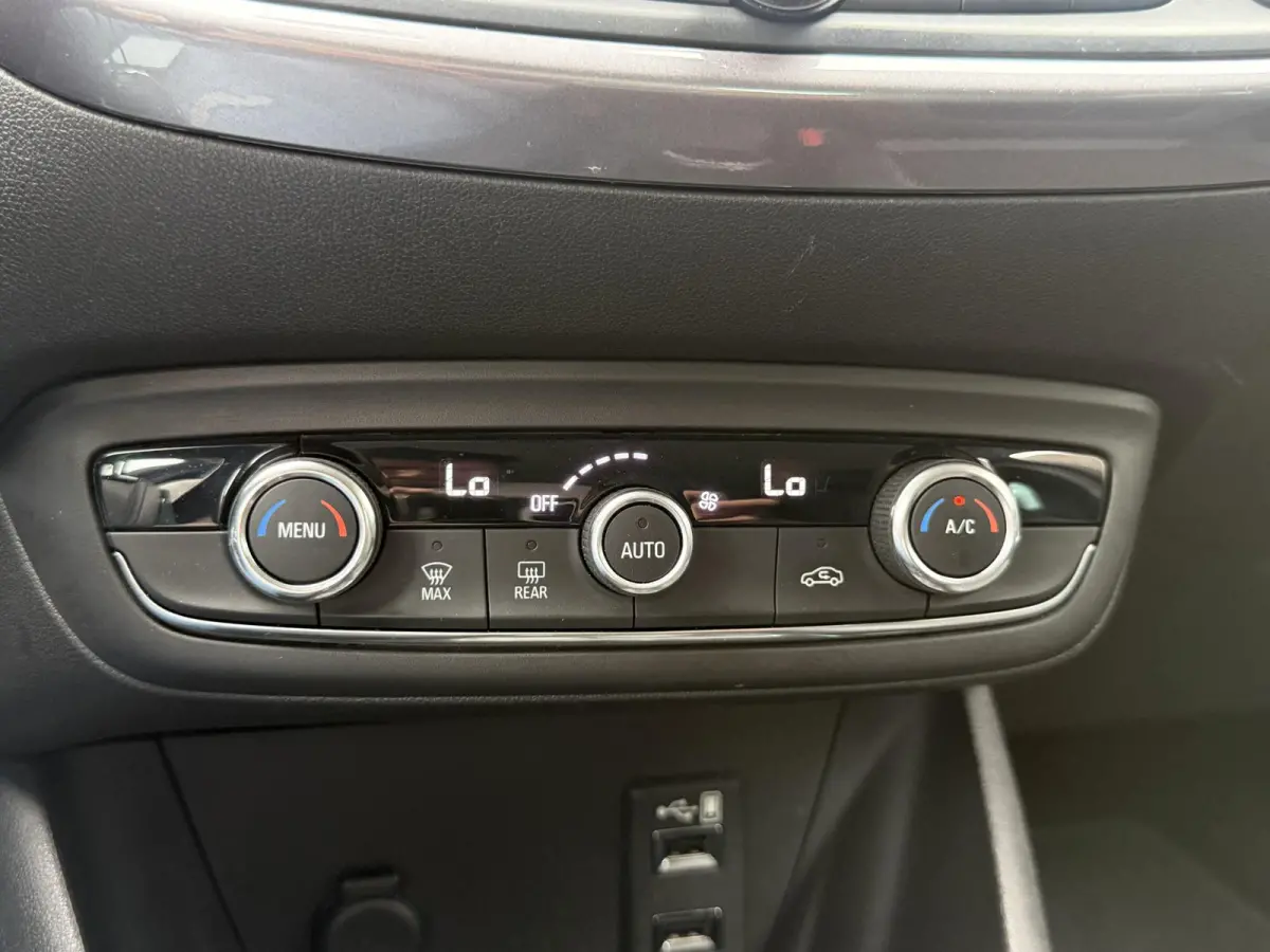 1.2 Turbo Innovation 2e Eigenaar|Navi|Clima|Cruise|Carplay|Camera|PDC V+A|APK tot 02-2027