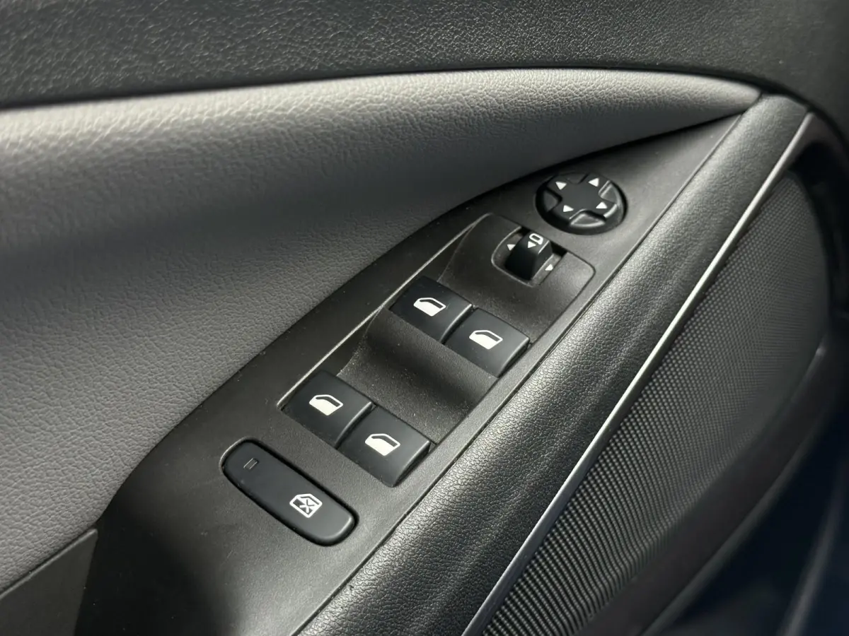 1.2 Turbo Innovation 2e Eigenaar|Navi|Clima|Cruise|Carplay|Camera|PDC V+A|APK tot 02-2027