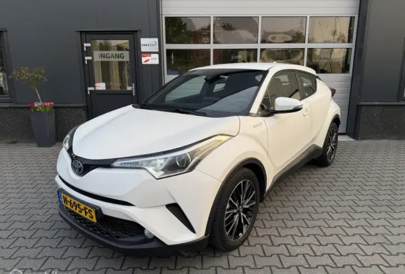 1.8 Hybrid Dynamic / Camera / ACC