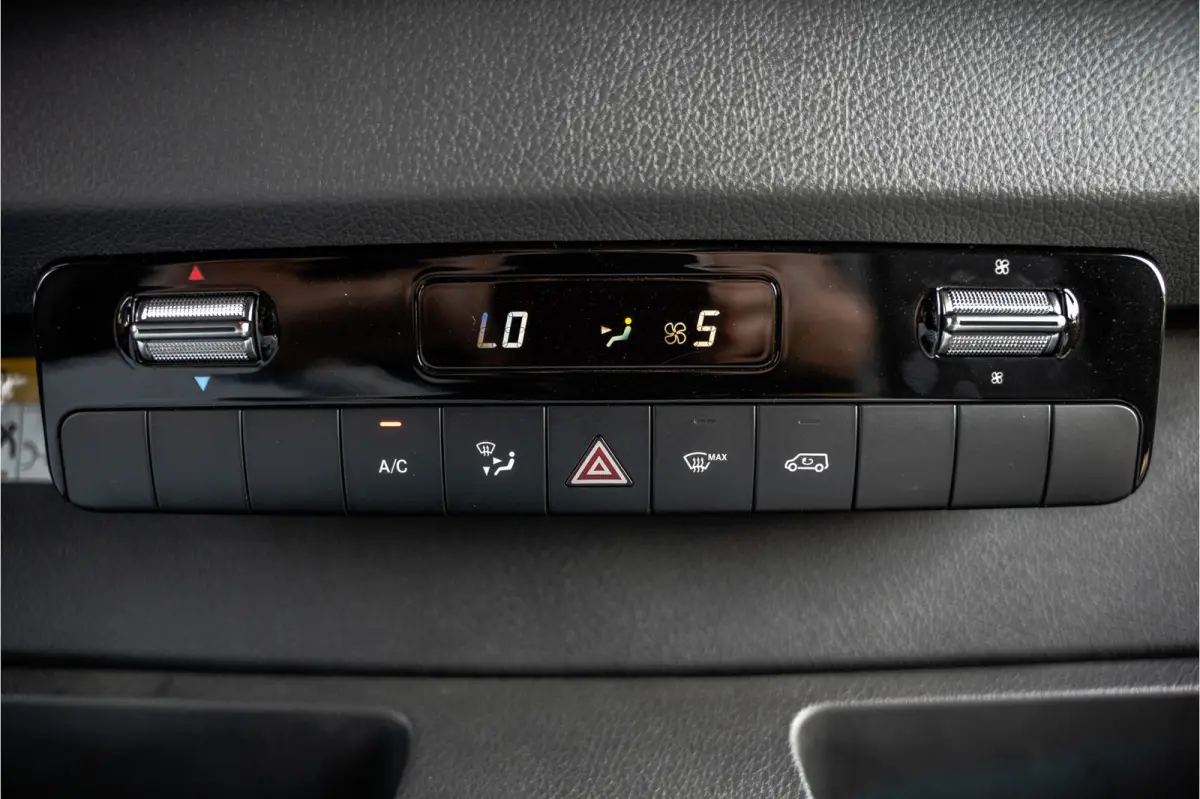 519 CDI | 190PK | Automaat | Nieuw | Luchtvering | LED | Cruise | Carplay | Mbux | Navi | Climatronic