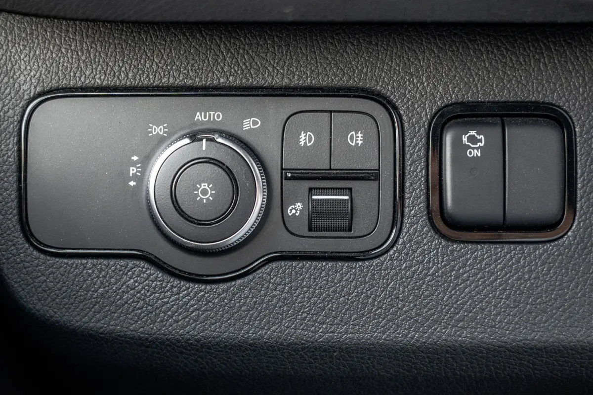 519 CDI | 190PK | Automaat | Nieuw | Luchtvering | LED | Cruise | Carplay | Mbux | Navi | Climatronic