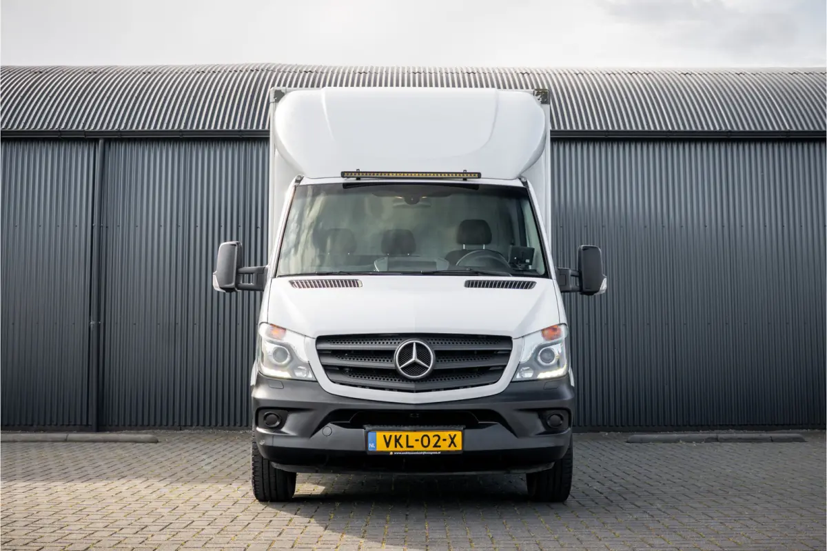 519 CDI 3.0 V6 | 190 PK | Euro 6 | Automaat | LED | Cruise | Airco | 3-Zits