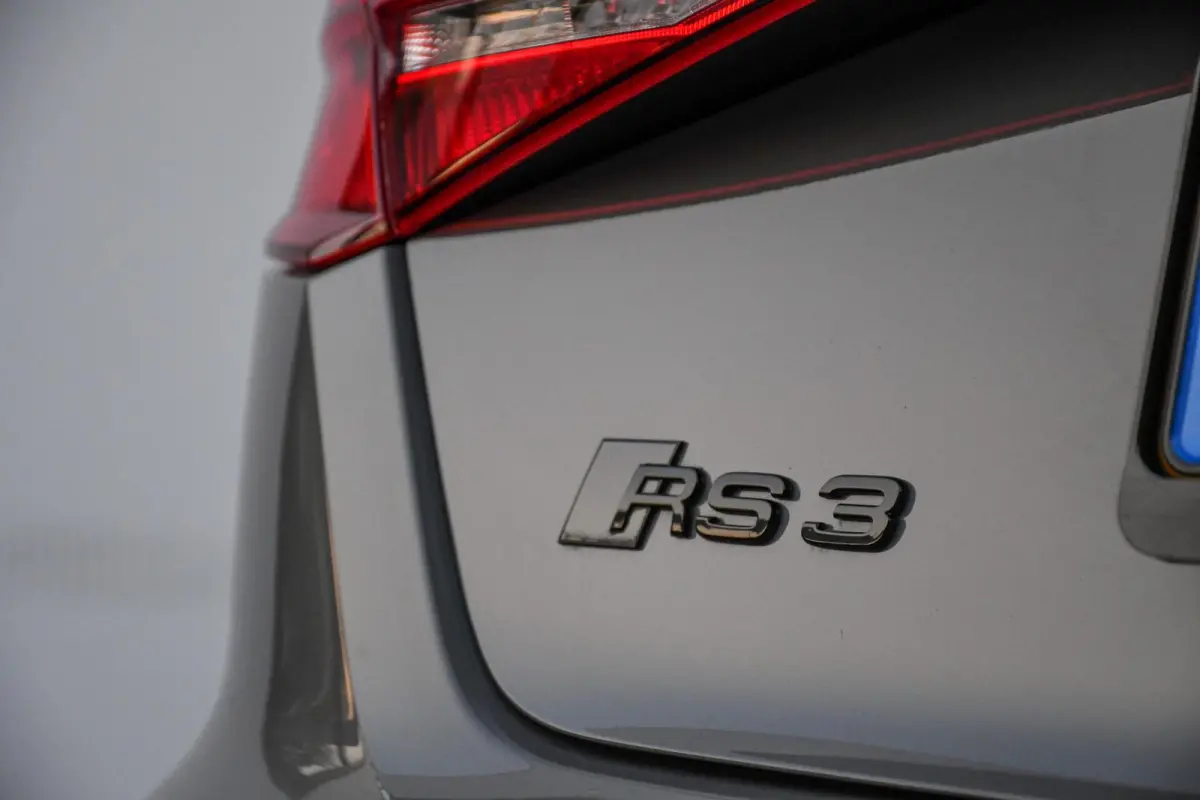 RS3 2.5 TFSI Quattro Panoramdak Virtual B&O 400PK KW Rotiform
