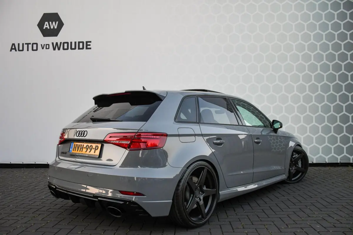 RS3 2.5 TFSI Quattro Panoramdak Virtual B&O 400PK KW Rotiform