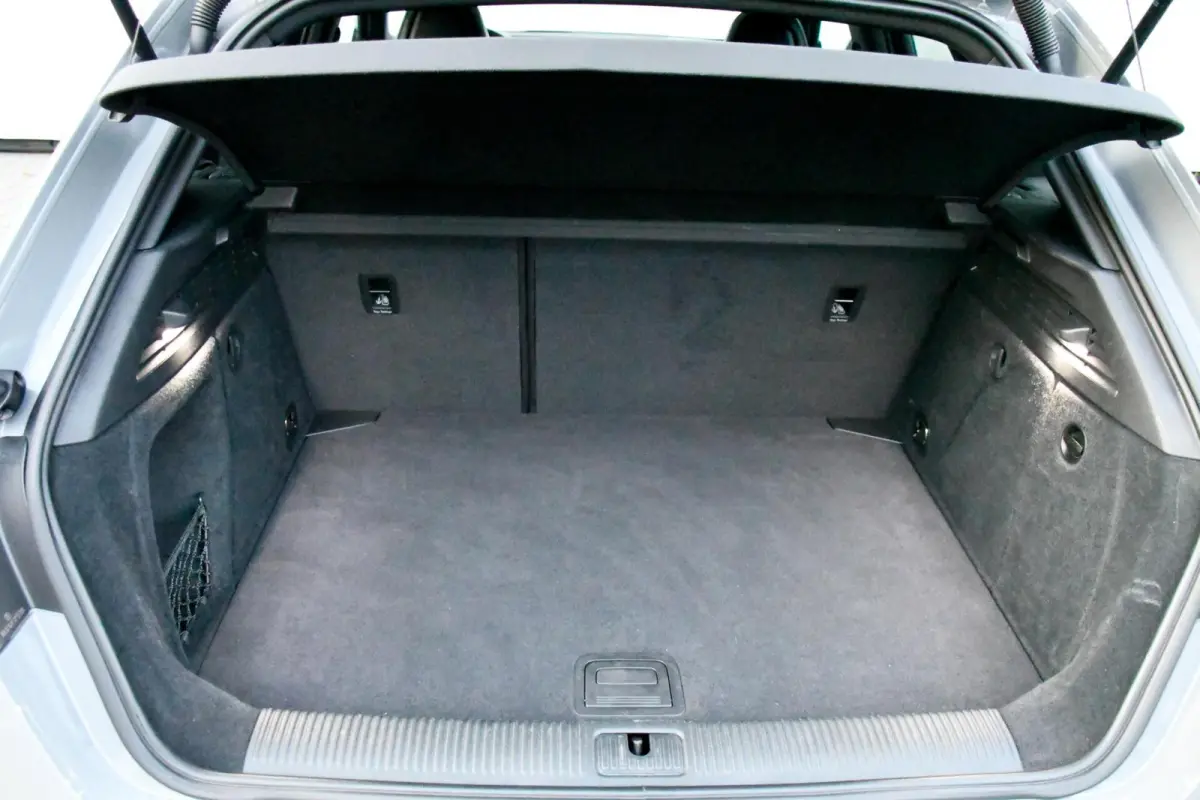 RS3 2.5 TFSI Quattro Panoramdak Virtual B&O 400PK KW Rotiform