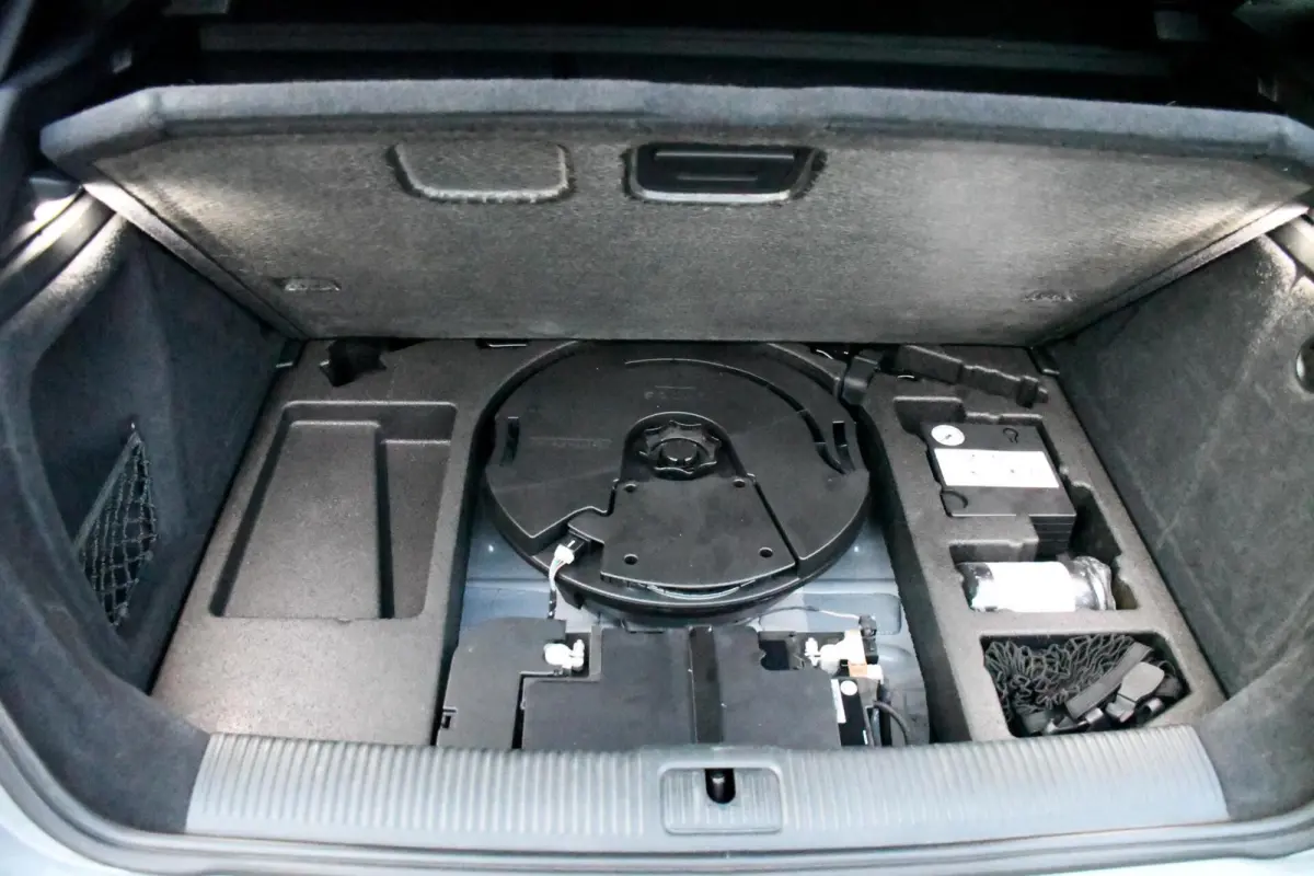 RS3 2.5 TFSI Quattro Panoramdak Virtual B&O 400PK KW Rotiform
