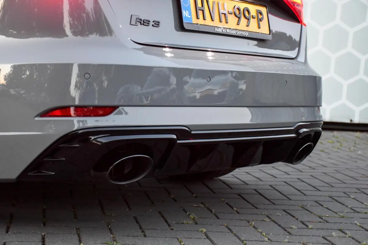 RS3 2.5 TFSI Quattro Panoramdak Virtual B&O 400PK KW Rotiform