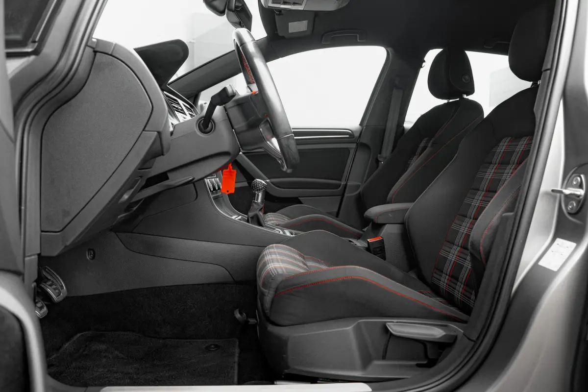 2.0 TSI GTI Performance | Handgeschakeld | Cruise Control | Parkeersensor V+A |