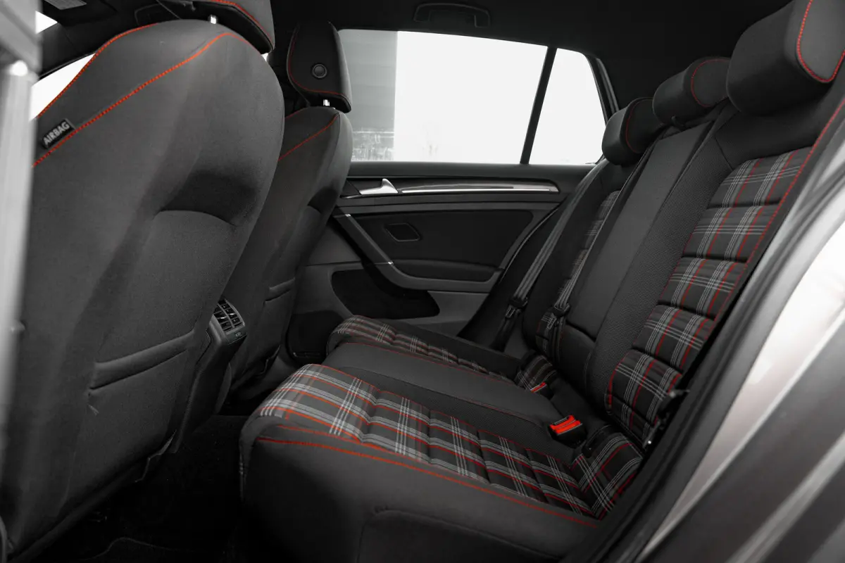 2.0 TSI GTI Performance | Handgeschakeld | Cruise Control | Parkeersensor V+A |