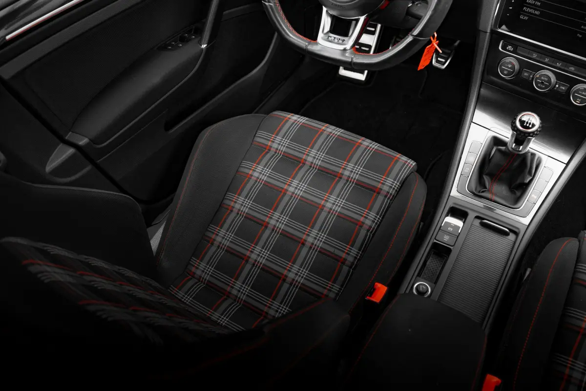 2.0 TSI GTI Performance | Handgeschakeld | Cruise Control | Parkeersensor V+A |