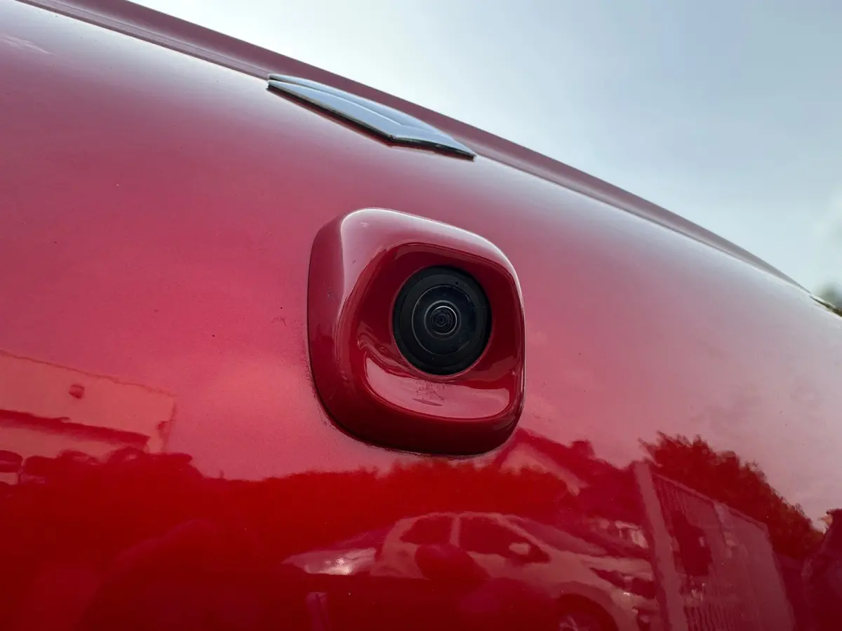1.2 Select Smart Hybrid CAMERA / PARKEERSENSOREN / NAVIGATIE / CRUISE CONTROL / STOELVERWARMING / ECC