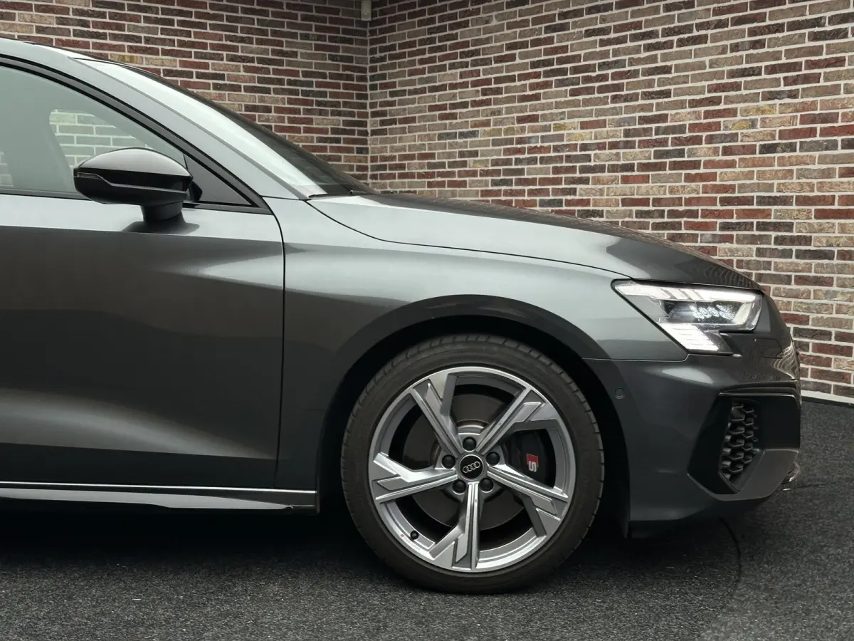 2.0 TFSI quattro Edition One