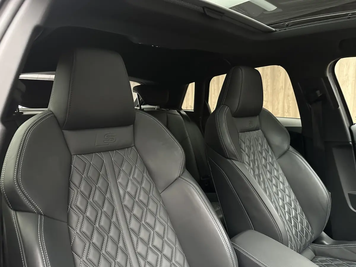 2.0 TFSI quattro Edition One