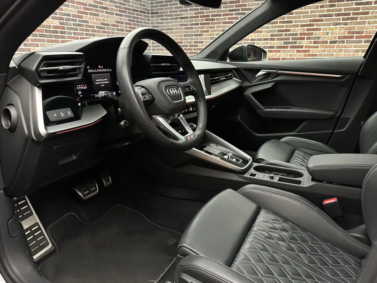 2.0 TFSI quattro Edition One
