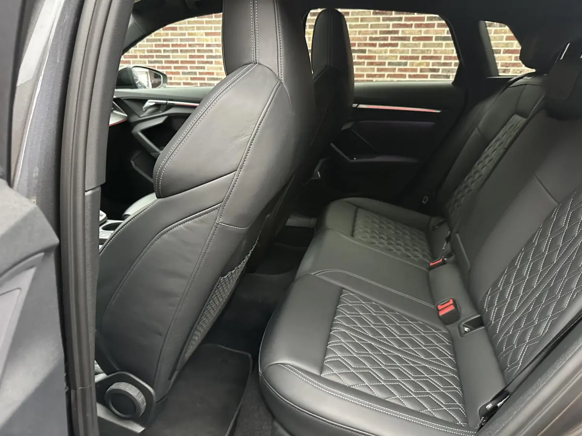 2.0 TFSI quattro Edition One