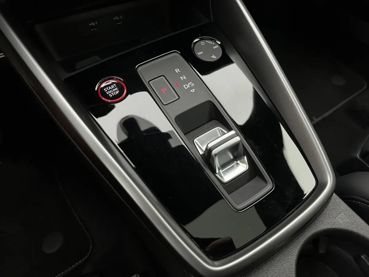 2.0 TFSI quattro Edition One