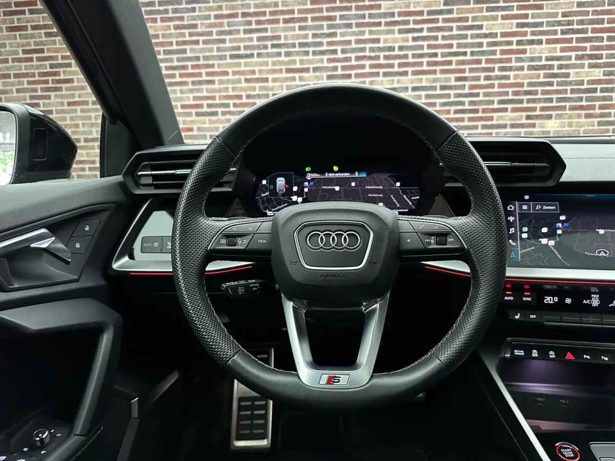 2.0 TFSI quattro Edition One