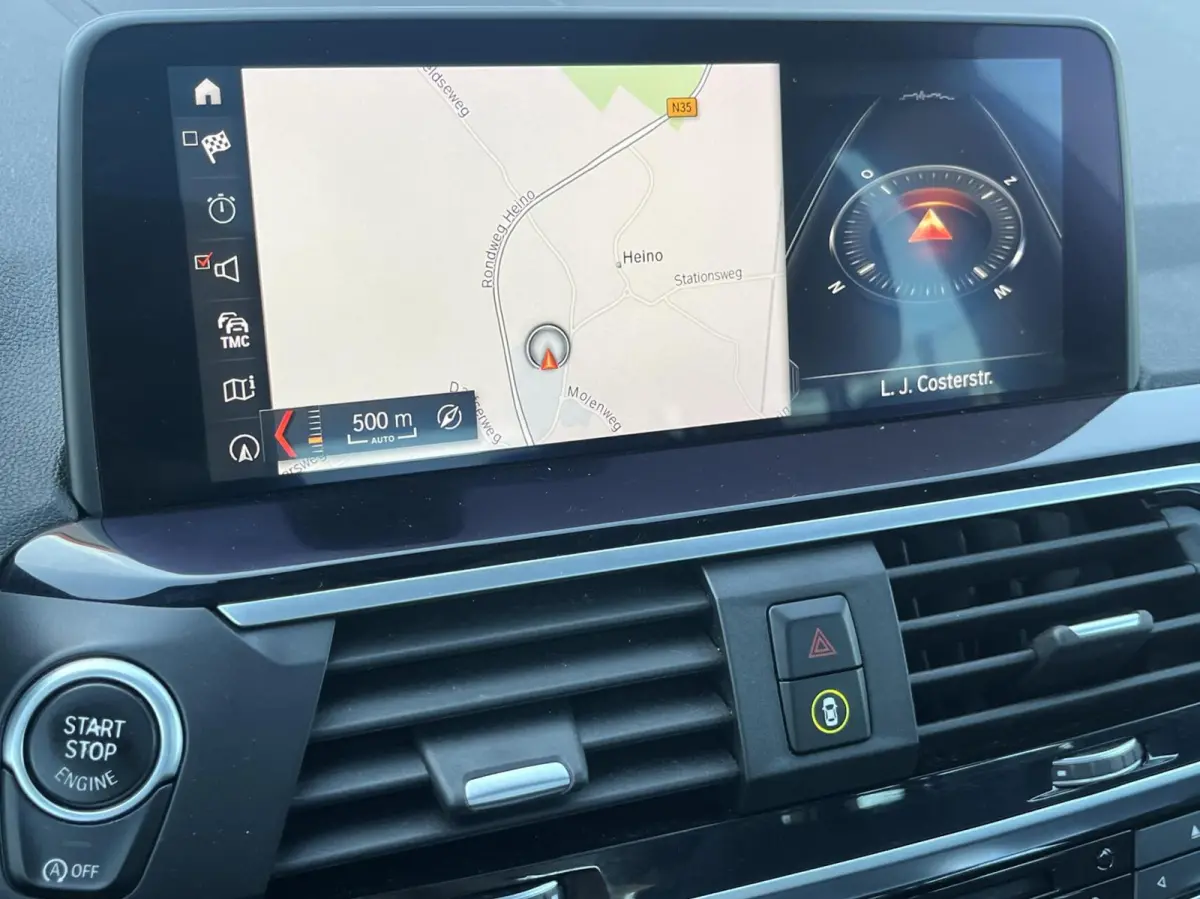 xDrive20i M-SPORT PANO+20INCH+KEYLESS+TREKH+CARPLAY