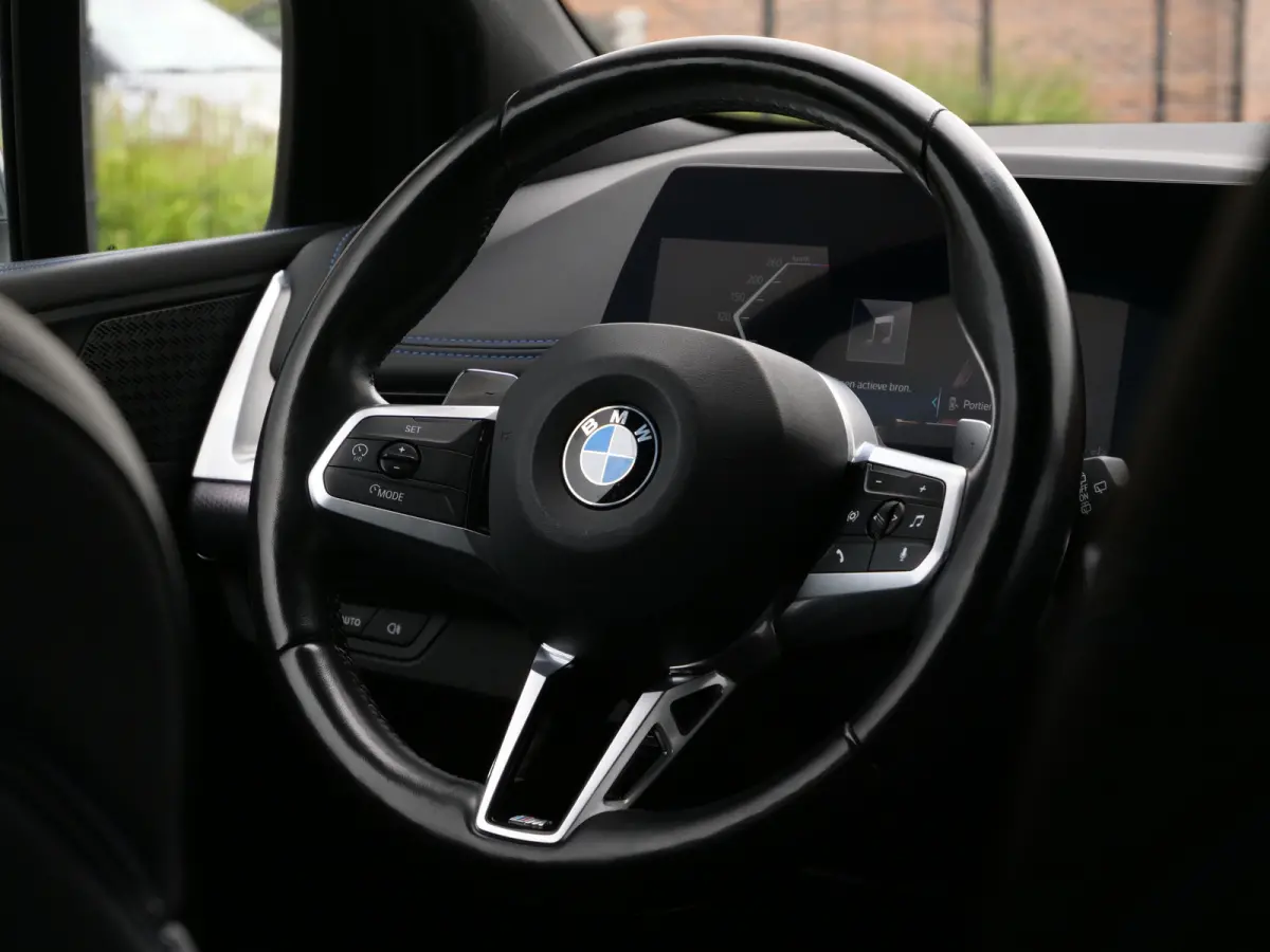 136pk M-Sport Automaat 218i Trekhaak / 18 Inch / camera