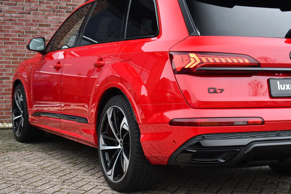 55 TFSI e quattro S-Line Rijklaar! Pano 22inch Contourzetels Luchtv