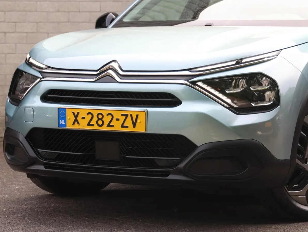 You 50 kWh | Accu 97% | Apple CarPlay / AndroidAuto | Achteruitrijcamera | Climate Control |