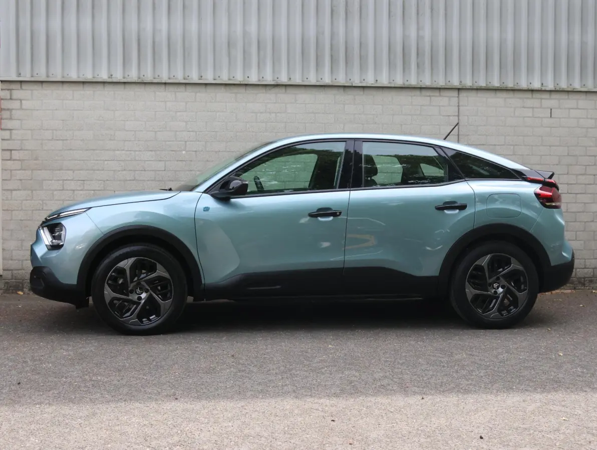 You 50 kWh | Accu 97% | Apple CarPlay / AndroidAuto | Achteruitrijcamera | Climate Control |