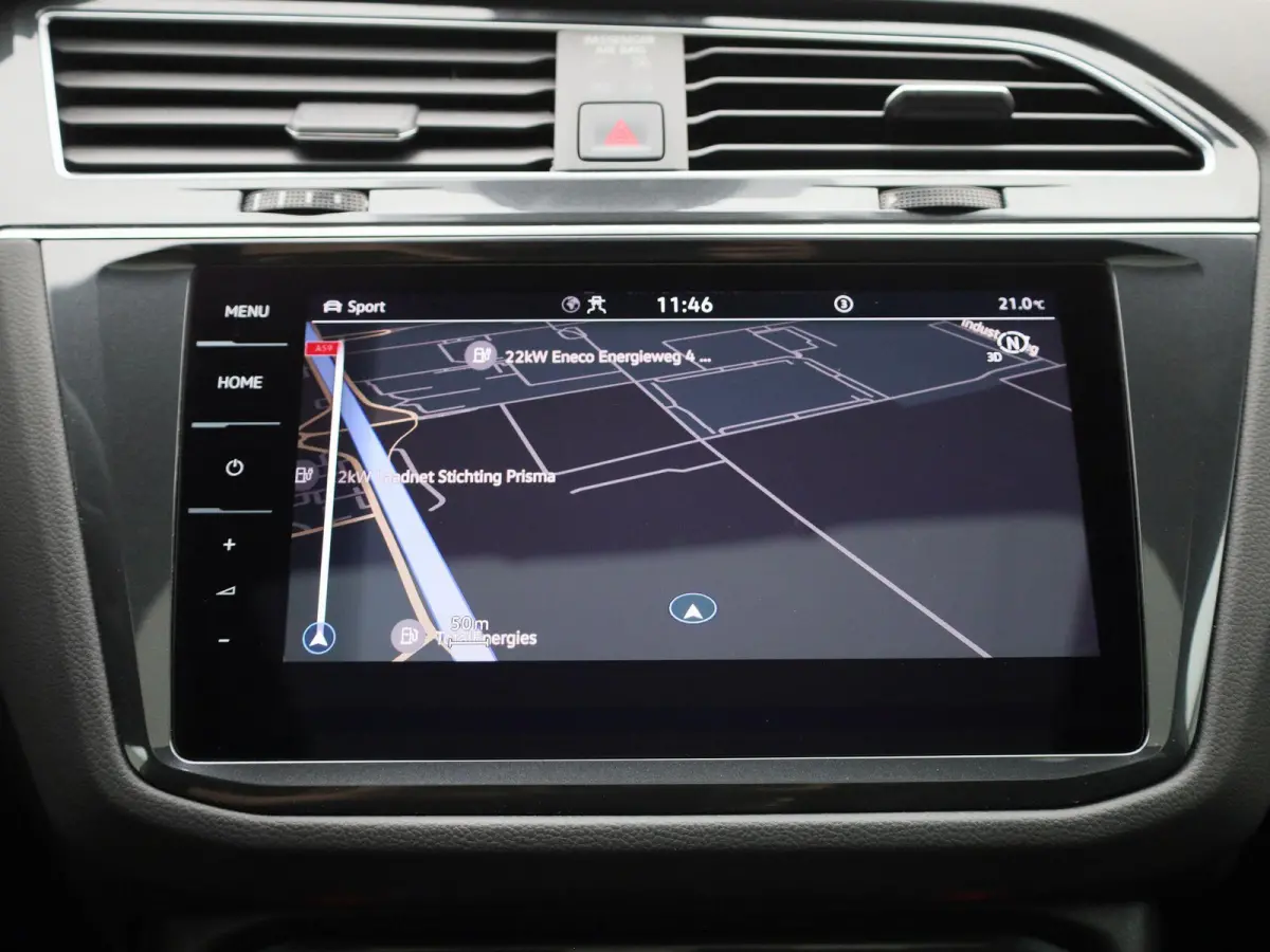 1.4 TSI eHybrid R-Line Business+ 245 PK| Dealeronderhouden | Trekhaak | Panoramadak | Stoelverwarming Voor & Achter | Achterklep Elektrisch | Achteruitrijcamera | 20 Inch Velgen | Head-Updis