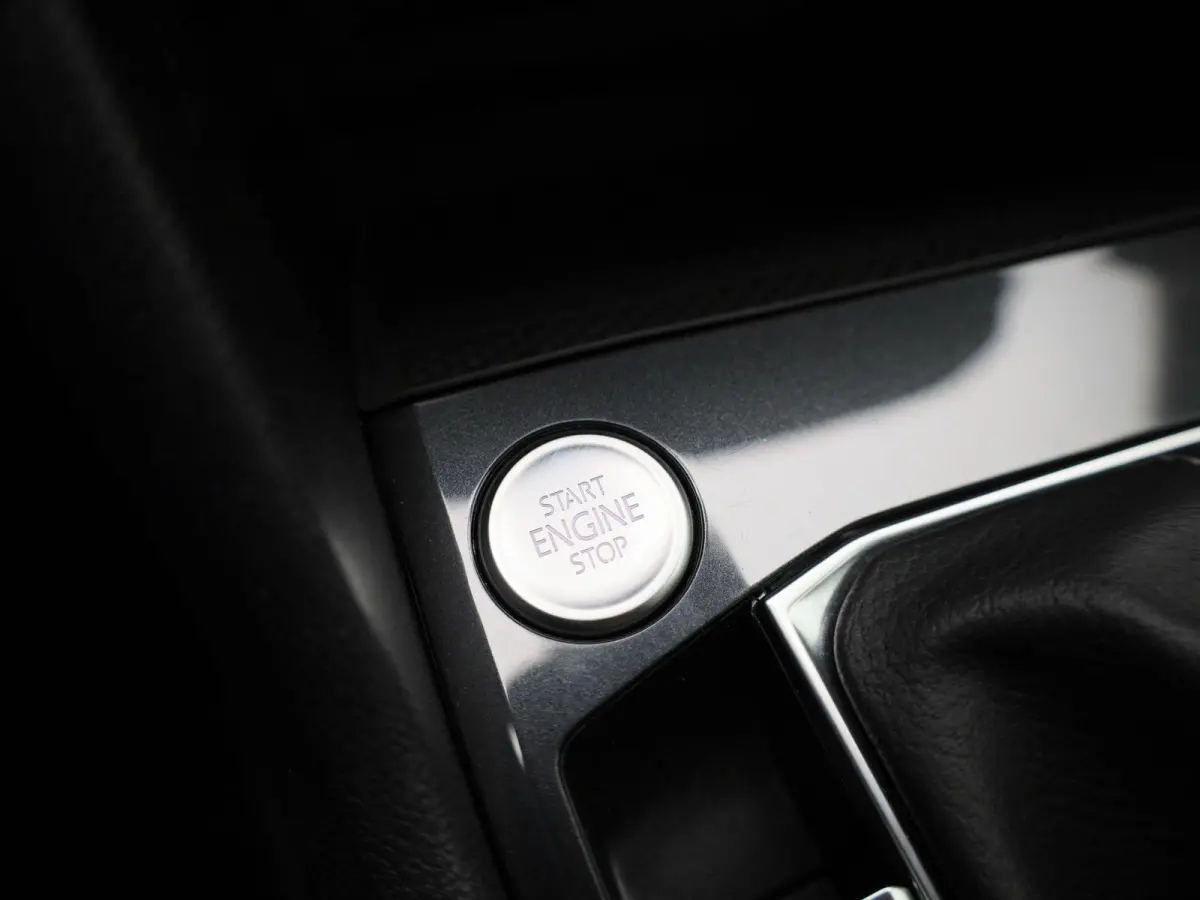 1.4 TSI eHybrid R-Line Business+ 245 PK| Dealeronderhouden | Trekhaak | Achterklep Elektrisch | Stoelverwarming Voor & Achter | Stuurwielverwarming | Achteruitrijcamera