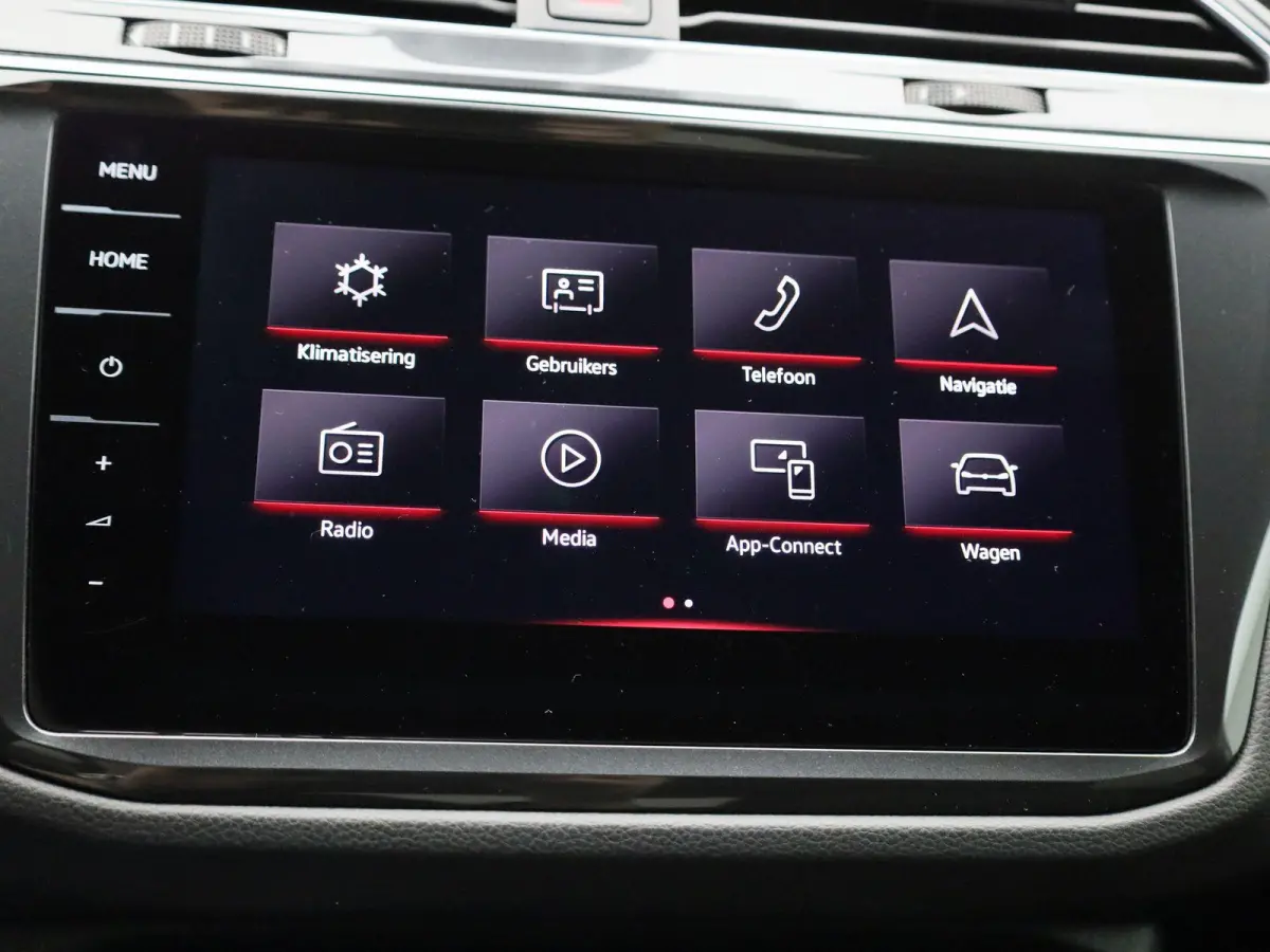 1.4 TSI eHybrid R-Line Business+ 245 PK| Dealeronderhouden | Trekhaak | Achterklep Elektrisch | Stoelverwarming Voor & Achter | Stuurwielverwarming | Achteruitrijcamera