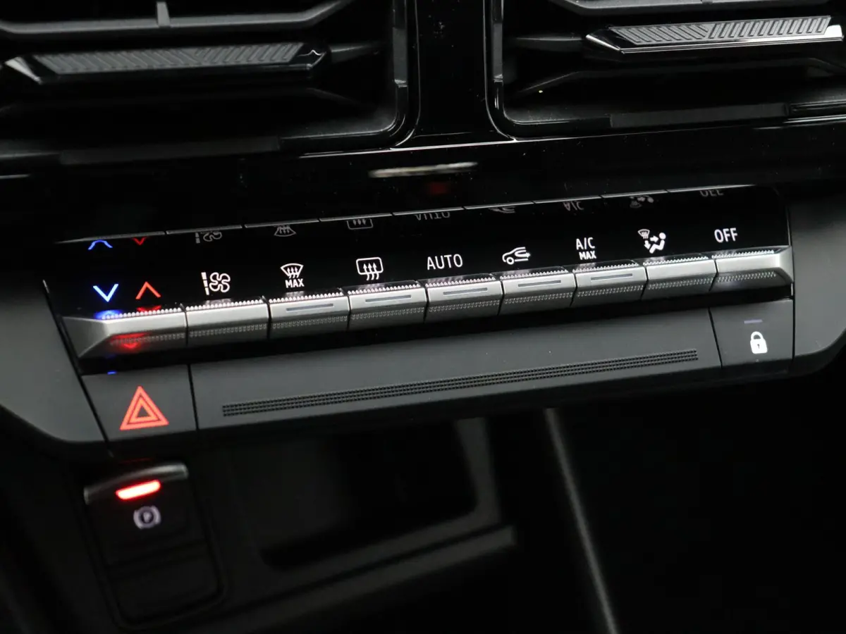 urban range evolution 40 kWh | Vijf jaar garantie | Stoelverwarming | Apple Carplay | Android Auto |